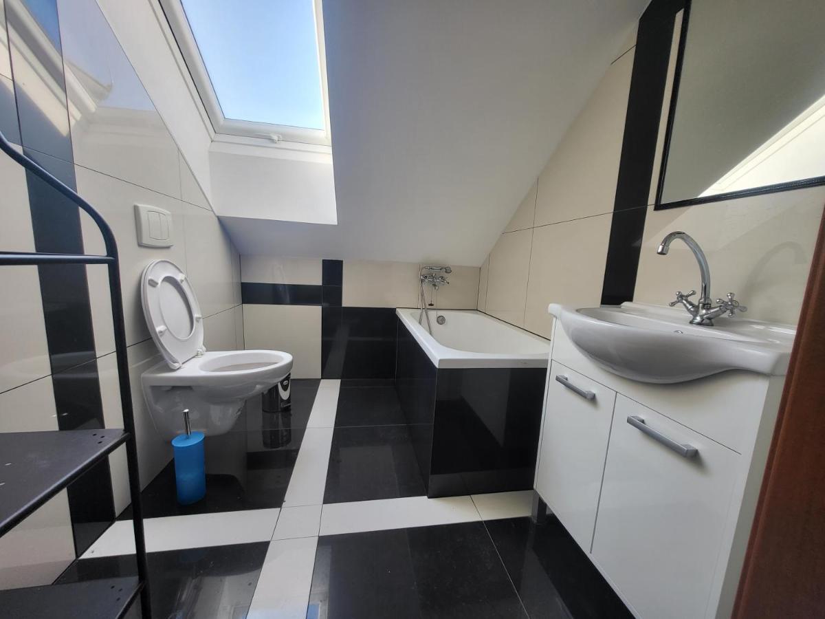 Zabcia Apartament Grzybowo (West Pomeranian)